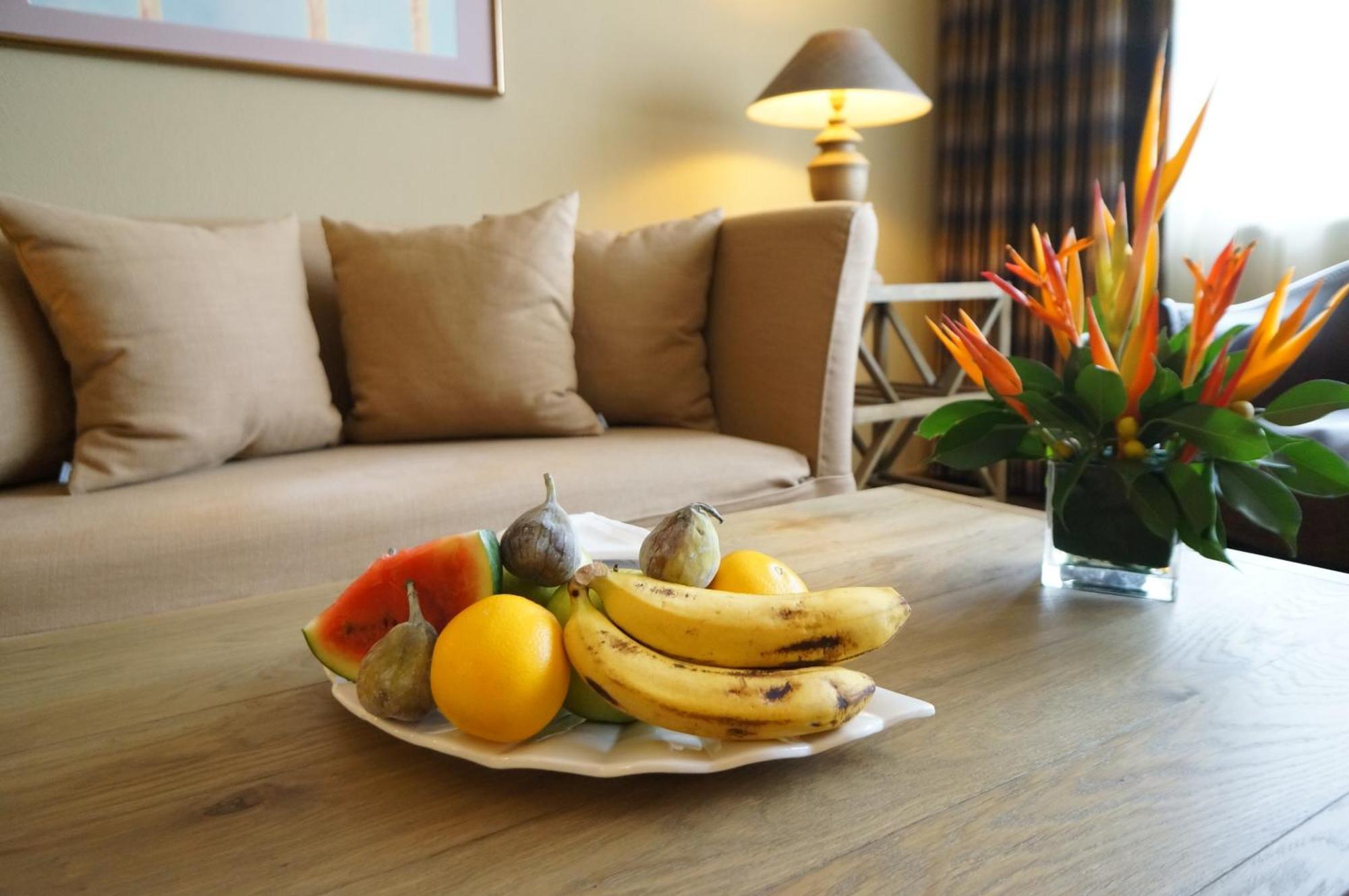 Hotel Memling คินชาซา ภายนอก รูปภาพ